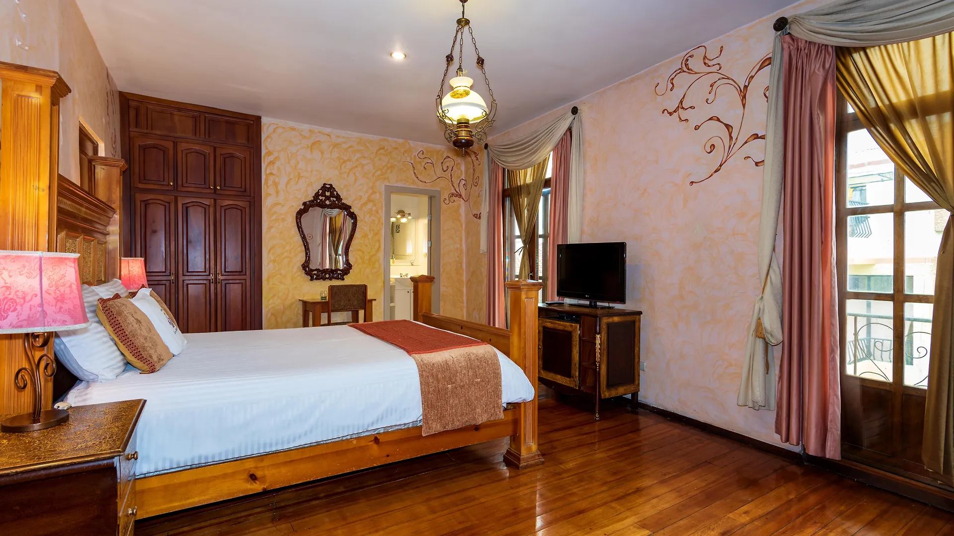 Hotel Boutique Los Balcones Cuenca